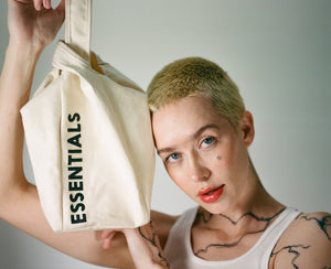 THE ESSENTIALS BAG